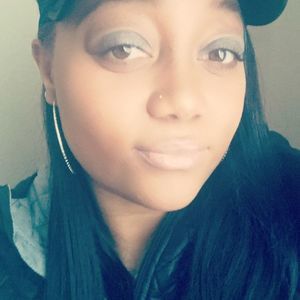 Meet your Posher, Danesha